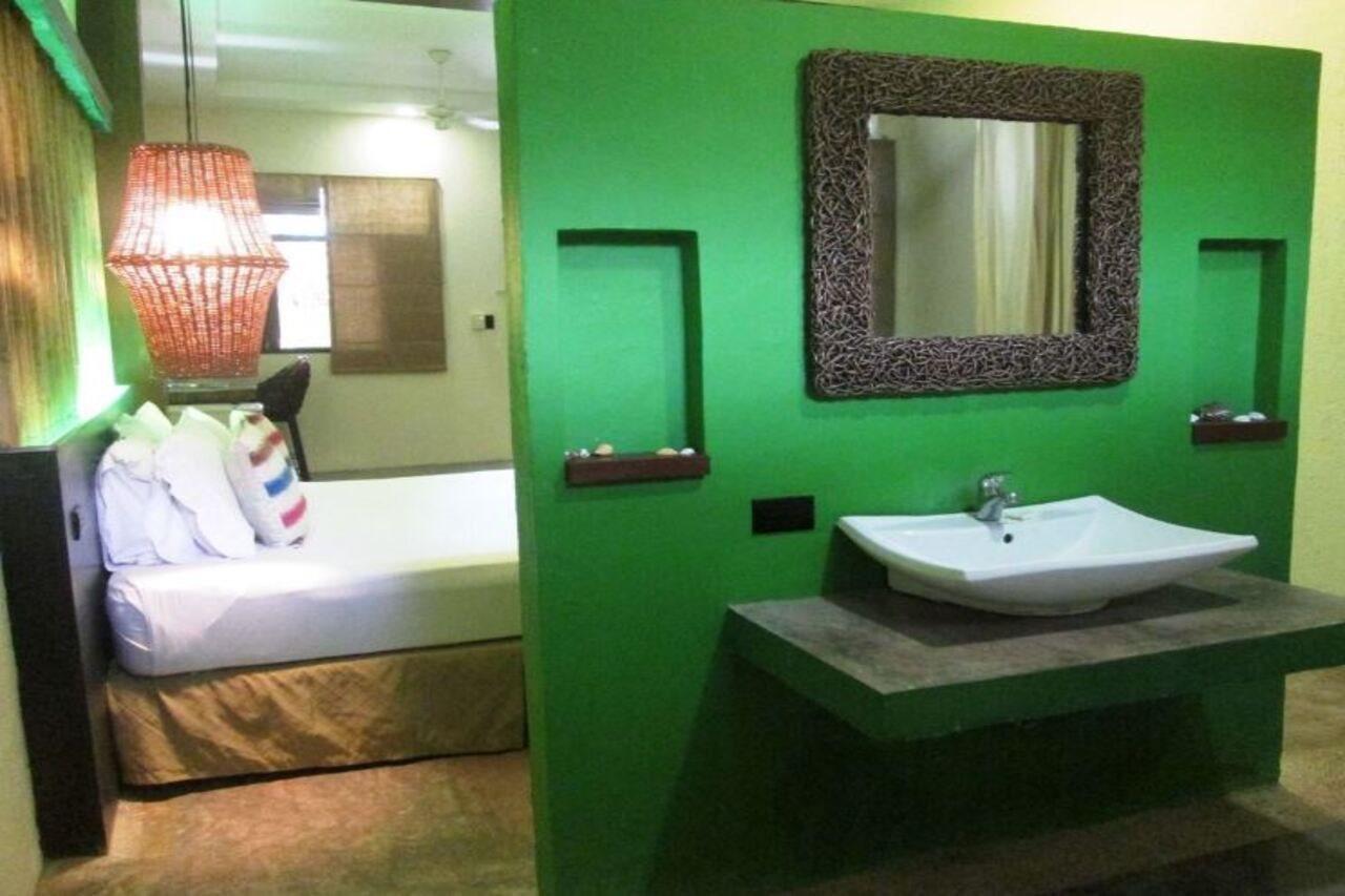 Bale Mi Hotel Balabag  Bagian luar foto