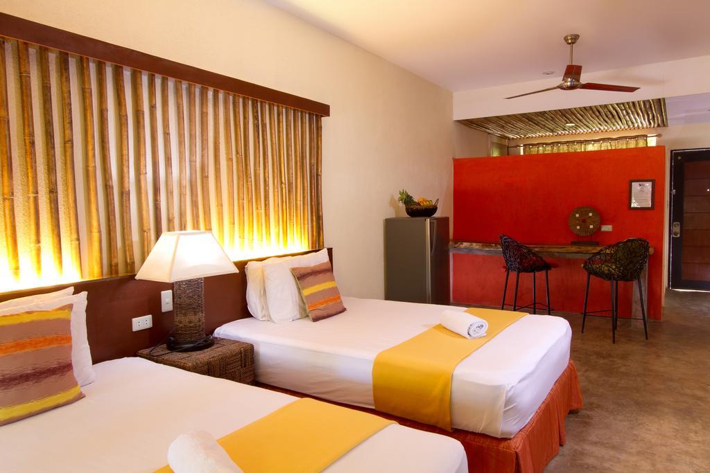 Bale Mi Hotel Balabag  Bagian luar foto