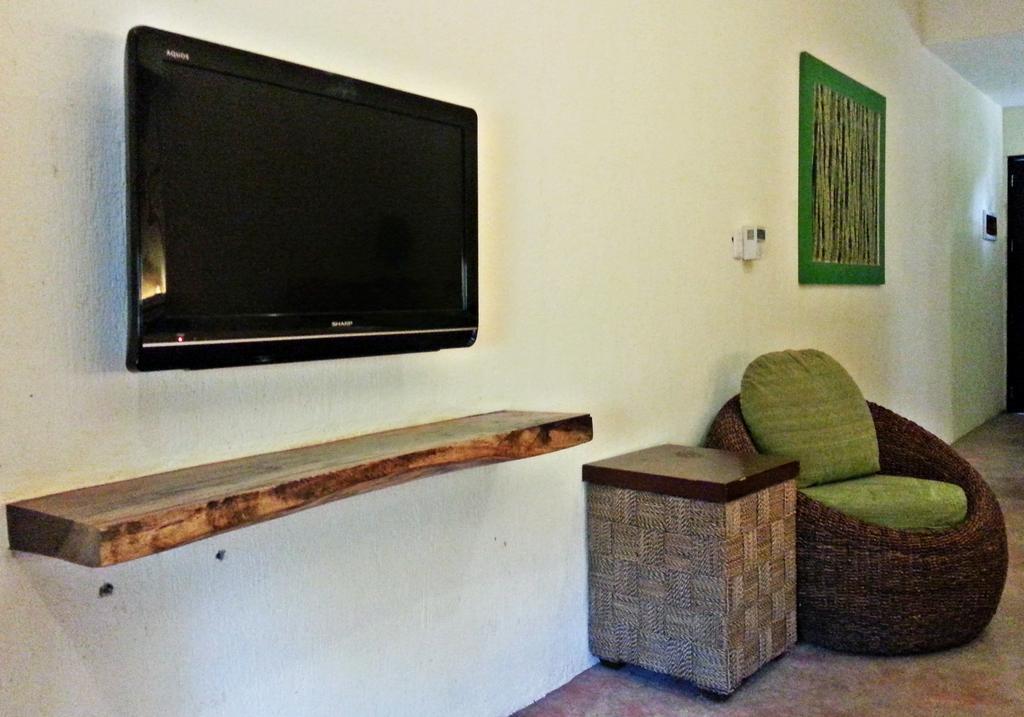 Bale Mi Hotel Balabag  Bagian luar foto